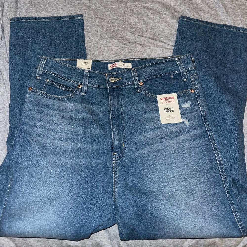 Levi Strauss Women’s Straight Jean